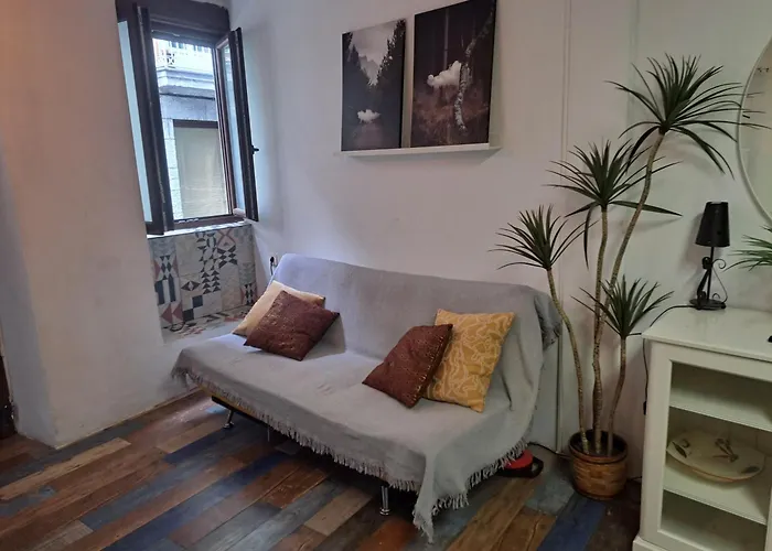 Con Entrada Independiente *