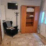 Con Entrada Independiente *
